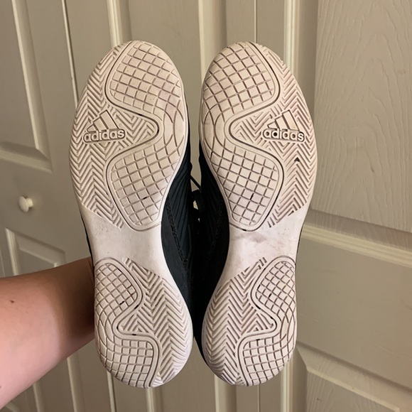 Adidas Predator Youth Mens Cleats - Picture 13 of 16